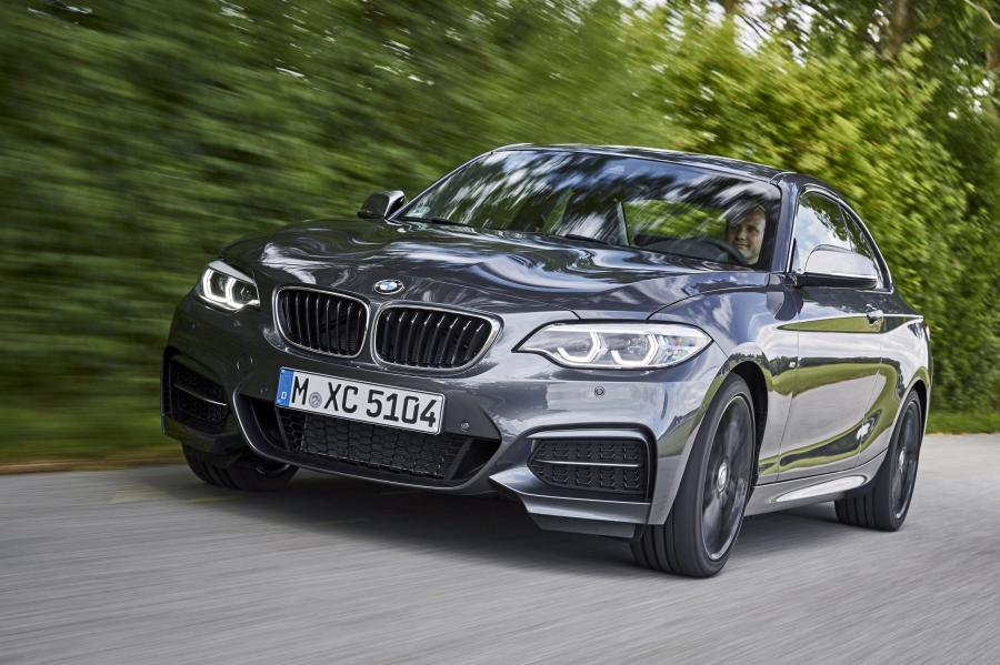  BMW M240i xDrive Coupe 2017 года  (WW) (фото 45 из 116)